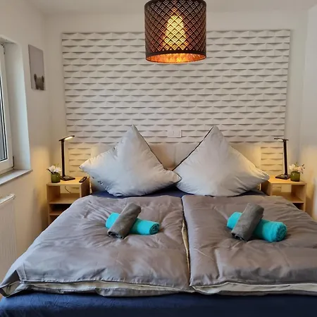 Mit Terasse Und Garten Apartament Lipsk