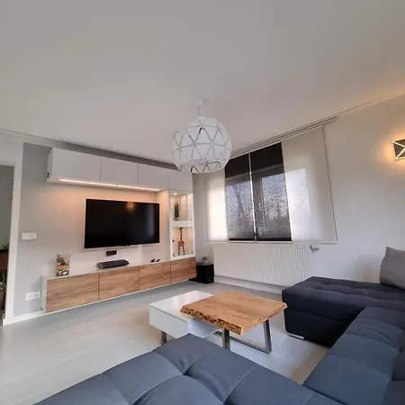 Apartament Mit Terasse Und Garten *